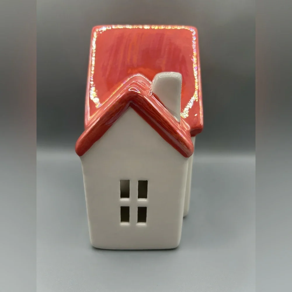 Target Spritz 2025 White Iridescent Valentine House Pink Roof Heart Window NEW